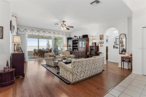 Villa ou maison à vendre à Tavares, Floride: 4 chambres, 308.71 m2 № 2101277 - photo 8