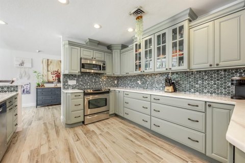 House in Winter Park, Florida 4 bedrooms, 207.82 sq.m. № 1769911 - photo 9