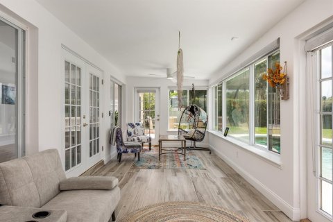 House in Winter Park, Florida 4 bedrooms, 207.82 sq.m. № 1769911 - photo 15
