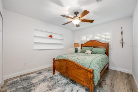 House in Winter Park, Florida 4 bedrooms, 207.82 sq.m. № 1769911 - photo 21