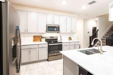 House in Kissimmee, Florida 5 bedrooms, 296.64 sq.m. № 1877235 - photo 18