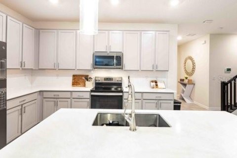 House in Kissimmee, Florida 5 bedrooms, 296.64 sq.m. № 1877235 - photo 17