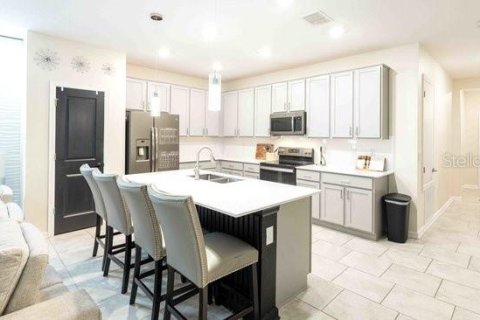 House in Kissimmee, Florida 5 bedrooms, 296.64 sq.m. № 1877235 - photo 15