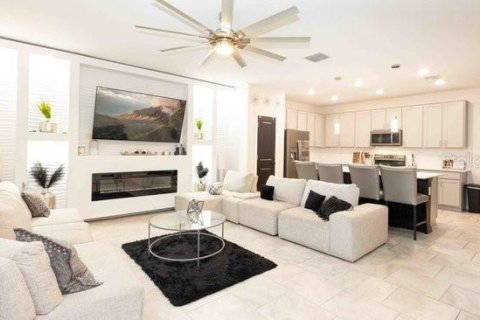 House in Kissimmee, Florida 5 bedrooms, 296.64 sq.m. № 1877235 - photo 14