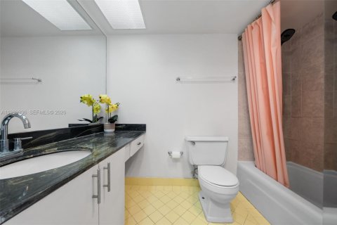 Condominio en alquiler en Sunny Isles Beach, Florida, 1 dormitorio, 87.61 m2 № 2051945 - foto 13