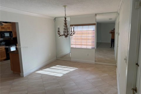 Купить виллу или дом в Майами, Флорида 4 спальни, 193.14м2, № 2005657 - фото 9