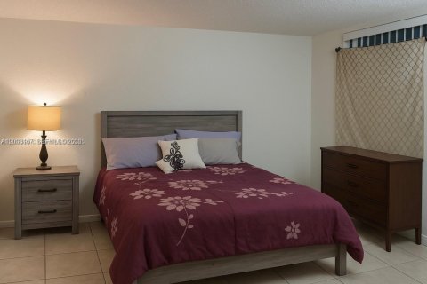 Купить кондоминиум в Майами, Флорида 2 спальни, 78.69м2, № 2089615 - фото 5