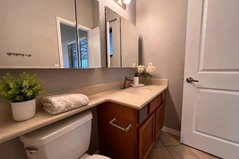 House in Apopka, Florida 3 bedrooms, 112.13 sq.m. № 2349712 - photo 16