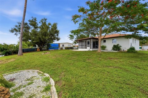 Casa en venta en Port Charlotte, Florida, 2 dormitorios, 93.83 m2 № 2104536 - foto 17