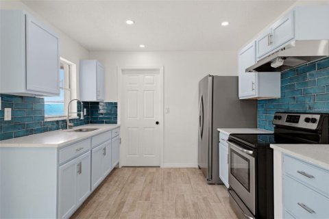 Casa en venta en Port Charlotte, Florida, 2 dormitorios, 93.83 m2 № 2104536 - foto 6