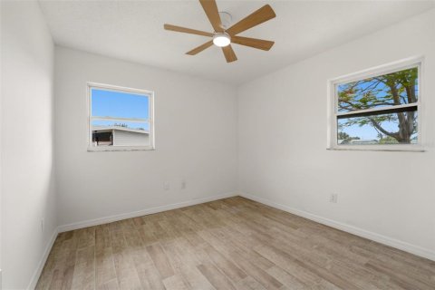 Casa en venta en Port Charlotte, Florida, 2 dormitorios, 93.83 m2 № 2104536 - foto 10