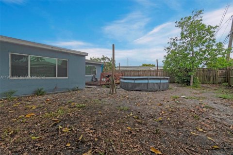 Casa en venta en Deerfield Beach, Florida, 3 dormitorios, 134.8 m2 № 2004474 - foto 24