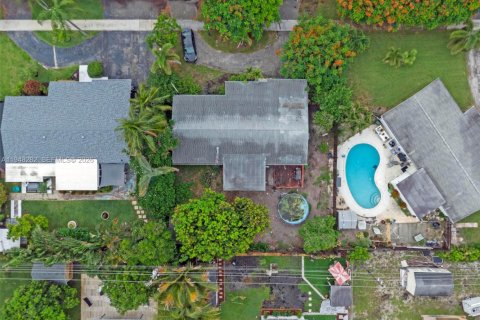 Casa en venta en Deerfield Beach, Florida, 3 dormitorios, 134.8 m2 № 2004474 - foto 26