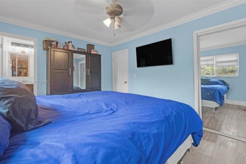 Casa en venta en Deerfield Beach, Florida, 3 dormitorios, 134.8 m2 № 2004474 - foto 9