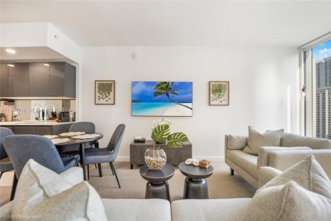 Condo in Miami, Florida  № 2058740 - photo 2