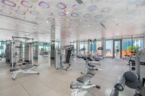 Condo in Miami, Florida  № 2058740 - photo 16