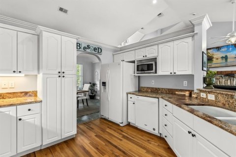 Casa en venta en Sorrento, Florida, 3 dormitorios, 194.63 m2 № 1909735 - foto 13