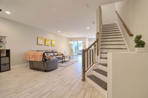 Adosado en venta en Clearwater, Florida, 3 dormitorios, 172.15 m2 № 1782204 - foto 5