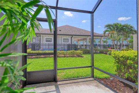 Adosado en venta en Clearwater, Florida, 3 dormitorios, 172.15 m2 № 1782204 - foto 1