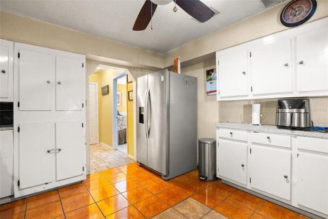 Casa en venta en Auburndale, Florida, 3 dormitorios, 213.12 m2 № 2150689 - foto 16