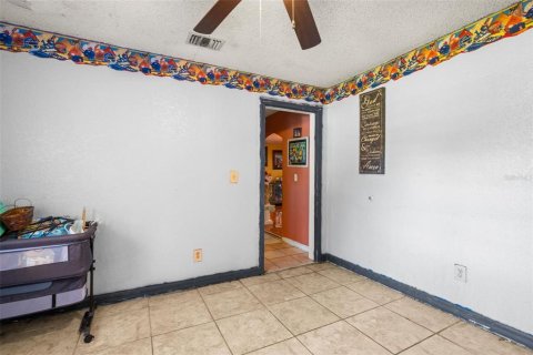 Casa en venta en Auburndale, Florida, 3 dormitorios, 213.12 m2 № 2150689 - foto 28