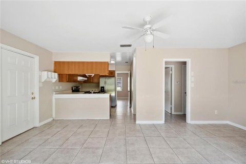 Casa en alquiler en Gainesville, Florida, 3 dormitorios, 149.76 m2 № 1906448 - foto 19