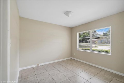 Casa en alquiler en Gainesville, Florida, 3 dormitorios, 149.76 m2 № 1906448 - foto 12