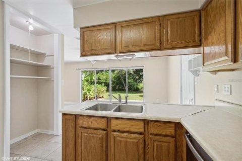 Casa en alquiler en Gainesville, Florida, 3 dormitorios, 149.76 m2 № 1906448 - foto 11