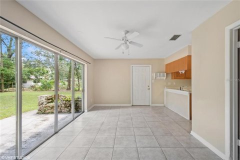 Casa en alquiler en Gainesville, Florida, 3 dormitorios, 149.76 m2 № 1906448 - foto 16