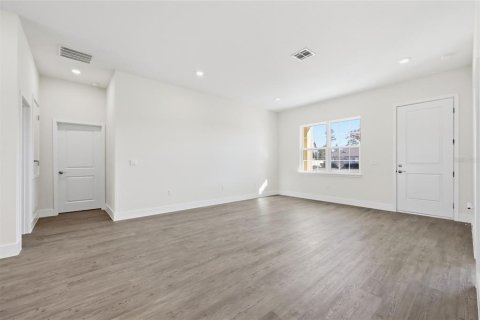 Villa ou maison à vendre à Ocala, Floride: 4 chambres, 167.41 m2 № 2391367 - photo 4