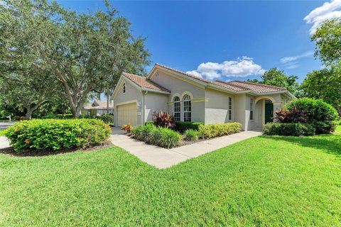 House in Bradenton, Florida 3 bedrooms, 157.93 sq.m. № 1815755 - photo 1