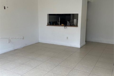 Condo à Miami, Floride, 2 chambres  № 2363812