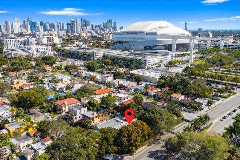 Купить виллу или дом в Майами, Флорида 4 спальни, 260.13м2, № 2027477 - фото 2