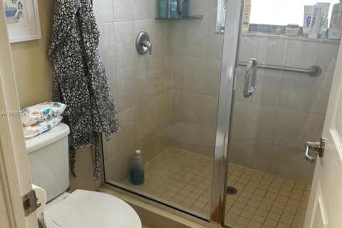 Купить виллу или дом в Хайалиа, Флорида 3 спальни, 158.58м2, № 2050882 - фото 20