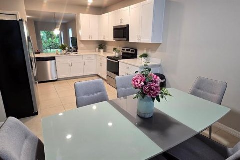 Casa en venta en North Port, Florida, 3 dormitorios, 163.14 m2 № 1875770 - foto 10