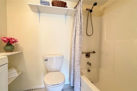 Купить кондоминиум в Венеция, Флорида 7 комнат, 89.46м2, № 1723713 - фото 19