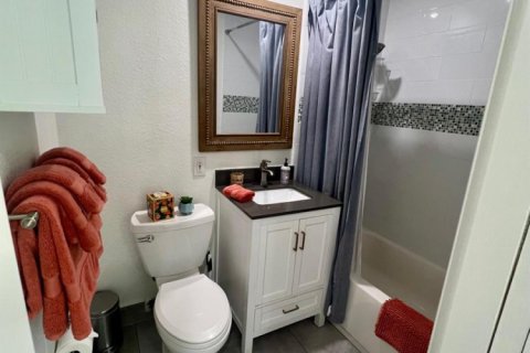 House in Delray Beach, Florida 3 bedrooms, 161.74 sq.m. № 2401252 - photo 15