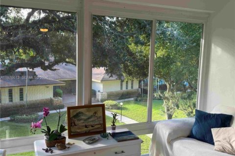 Copropriété à vendre à Lauderdale Lakes, Floride: 2 chambres, 87.7 m2 № 2050601 - photo 1