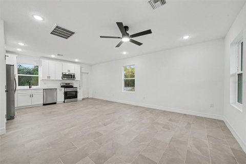 Casa en venta en Avon Park, Florida, 3 dormitorios, 105.91 m2 № 2204213 - foto 5