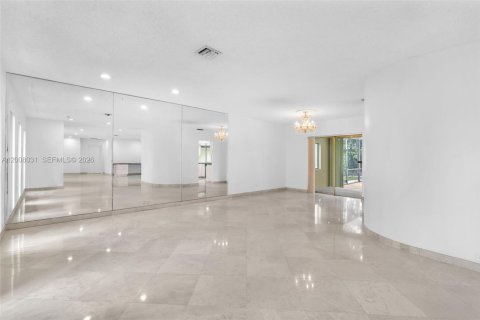 Casa en alquiler en Hollywood, Florida, 5 dormitorios, 231.88 m2 № 2071886 - foto 12