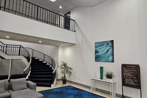 Купить коммерческую недвижимость в Норт-Майами, Флорида № 2077868 - фото 20