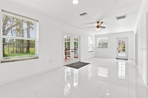House in Lutz, Florida 3 bedrooms, 162.02 sq.m. № 2299532 - photo 29