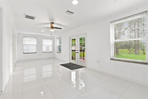 House in Lutz, Florida 3 bedrooms, 162.02 sq.m. № 2299532 - photo 26
