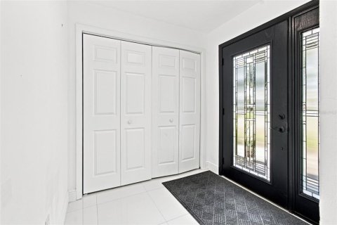 House in Lutz, Florida 3 bedrooms, 162.02 sq.m. № 2299532 - photo 12