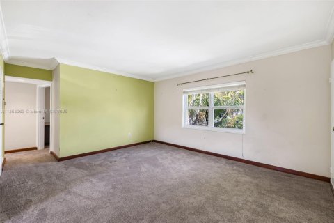 Condo in Miami, Florida, 2 bedrooms  № 1888033 - photo 6