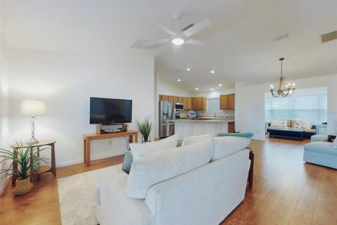 Villa ou maison à vendre à The Villages, Floride: 3 chambres, 141.86 m2 № 2203620 - photo 3