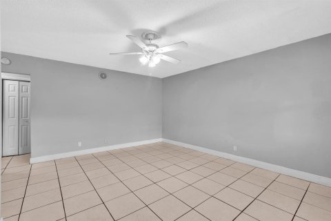 Apartment in Fort Lauderdale, Florida 1 bedroom, 60.39 sq.m. № 2251022 - photo 16