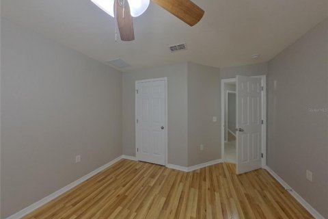 Casa en alquiler en Spring Hill, Florida, 3 dormitorios, 172.43 m2 № 1912686 - foto 10