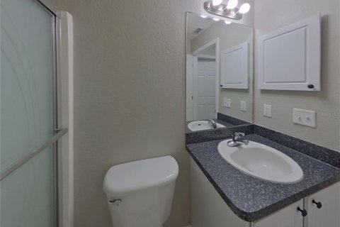 Casa en alquiler en Spring Hill, Florida, 3 dormitorios, 172.43 m2 № 1912686 - foto 11