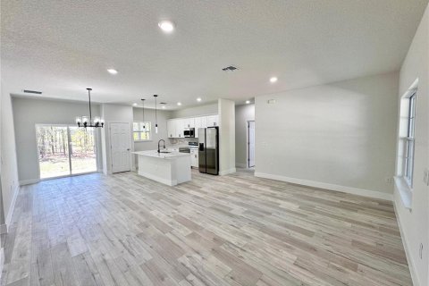 House in Citrus Springs, Florida 3 bedrooms, 142.05 sq.m. № 1597414 - photo 15